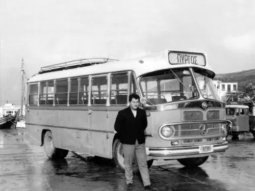 ΚΤΕΛ Τήνου — Από το 1968, δίπλα στον ταξιδιώτη
